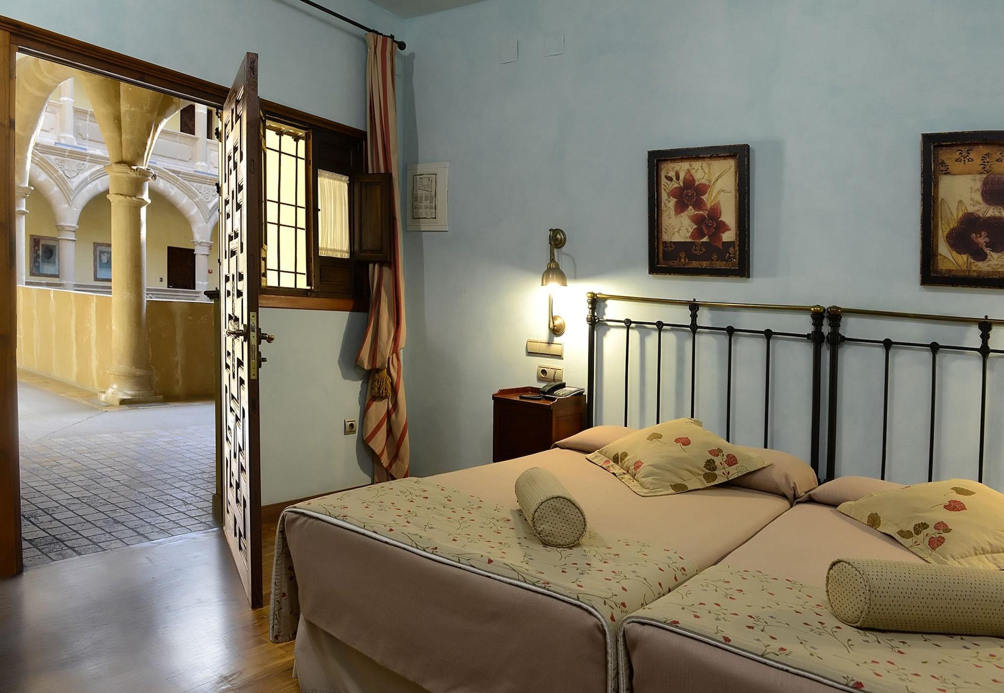 Hotel Cetina Palacio De Los Salcedo Baeza Luaran gambar