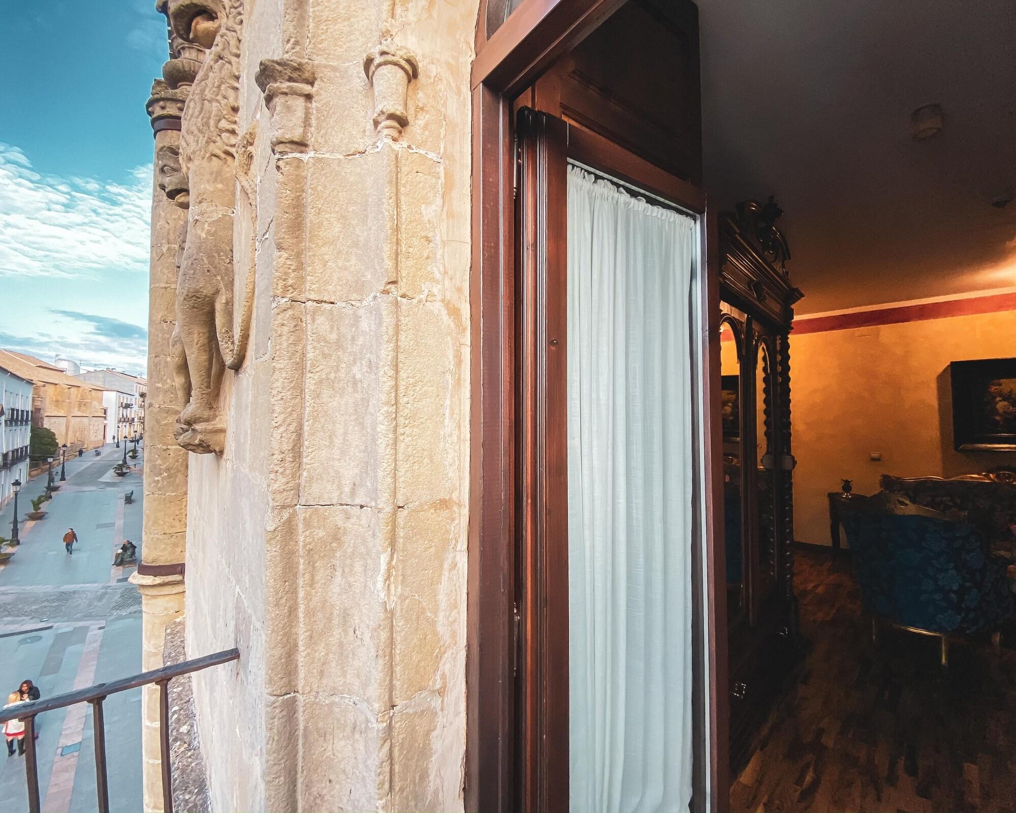 Hotel Cetina Palacio De Los Salcedo Baeza Luaran gambar